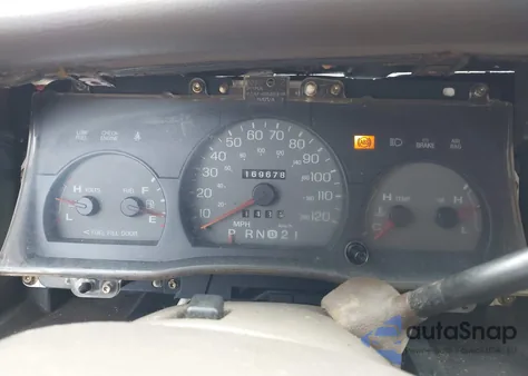 1999 Mercury Grand Marquis Ls из США, поврежденный, VIN 2MEFM75W0XX636366